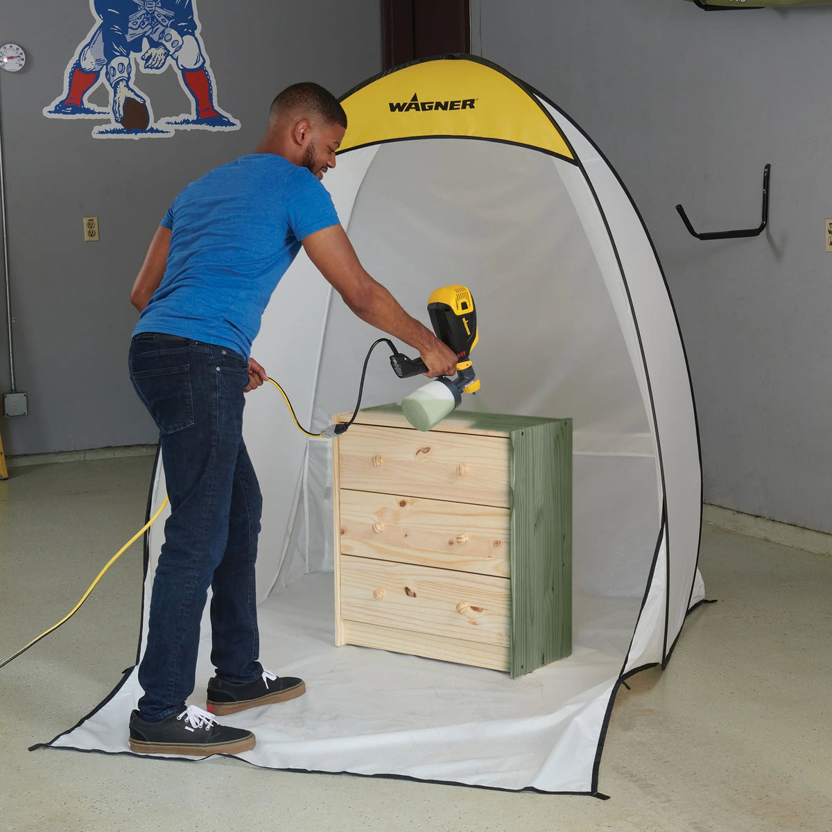 Wagner Spray Shelter