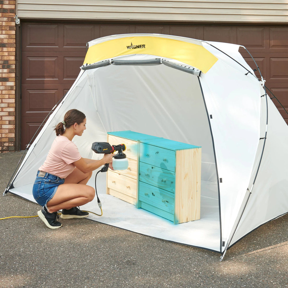 Wagner Spray Shelter