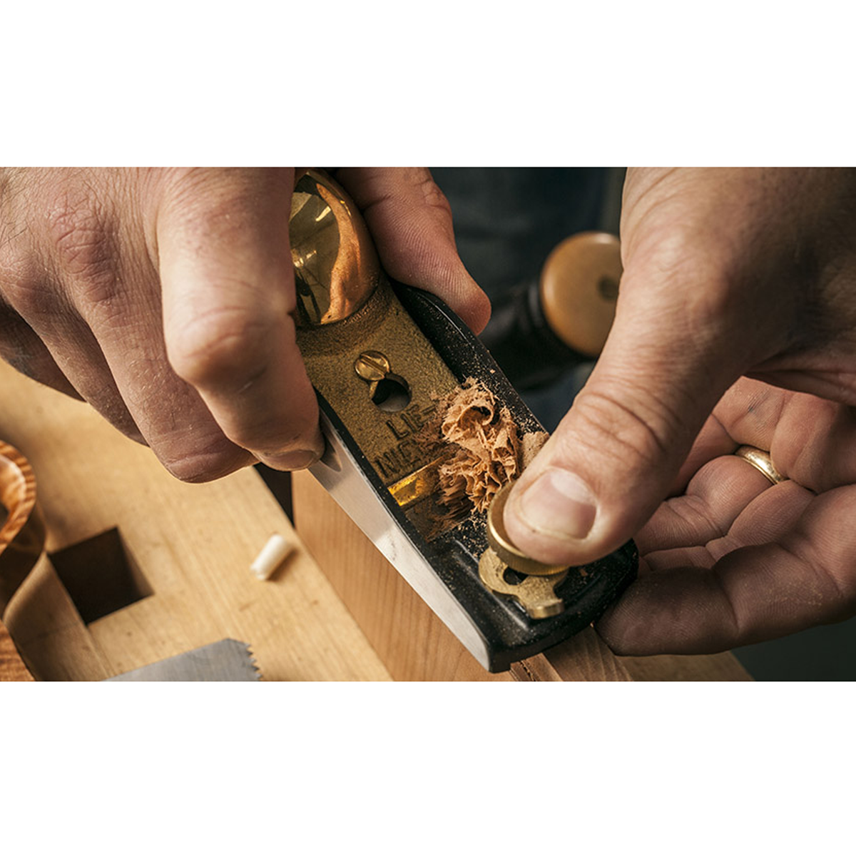 Lie-Nielsen Low Angle Adjustable-Mouth Block Plane 60-1/2